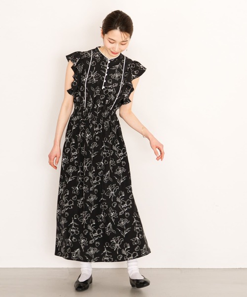 HEYUMM(ヘユム)の「フラワープリントフリルワンピース(ワンピース・レディース・ホワイト系その他/ブラック系その他・ONE/S)」の16枚目の写真