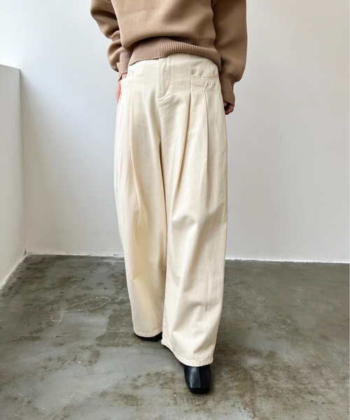 Meli rich（メリーリッチ）の「2タックツイルパンツ（チノパンツ・レディース・ベージュ/アイボリー/カーキ/ブラック・FREE）」の2枚目の写真