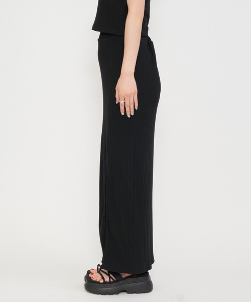 SPIRALGIRL(スパイラルガール)の「スリットリブスカート(スカート・レディース・ブラック/グリーン/イエロー・FREE)」の11枚目の写真