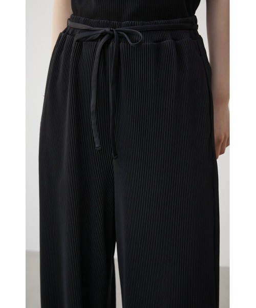 AZUL by moussy(アズールバイマウジー)の「PLEATS RELAX WIDE PANTS/プリーツリラックスワイドパンツ(その他パンツ・レディース・ベージュ/ライトブルー/ブラック・SMALL/MEDIUM)」の20枚目の写真