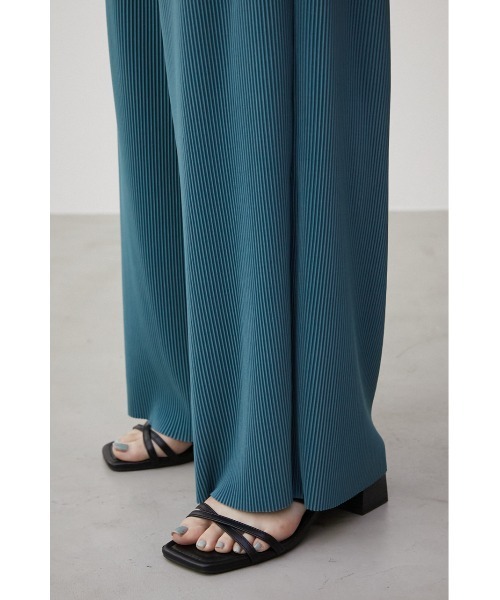 AZUL by moussy(アズールバイマウジー)の「PLEATS RELAX WIDE PANTS/プリーツリラックスワイドパンツ(その他パンツ・レディース・ベージュ/ライトブルー/ブラック・SMALL/MEDIUM)」の14枚目の写真