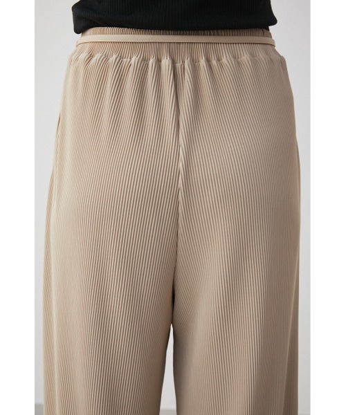 AZUL by moussy(アズールバイマウジー)の「PLEATS RELAX WIDE PANTS/プリーツリラックスワイドパンツ(その他パンツ・レディース・ベージュ/ライトブルー/ブラック・SMALL/MEDIUM)」の22枚目の写真