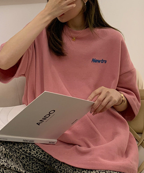 c.u.l(シーユーエル)の「オーバーサイズバックプリントロゴプリントTシャツ culw441(Tシャツ/カットソー・レディース・ネイビー/ピンク/アッシュ・FREE)」の13枚目の写真