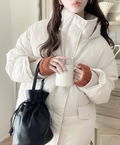 moment+(モーメントプラス)の「ファイバーダウン袖リブフードブルゾン(ダウンジャケット/コート・レディース・ブラック/ベージュ/アイボリー/グレー・M/L)」の10枚目の写真