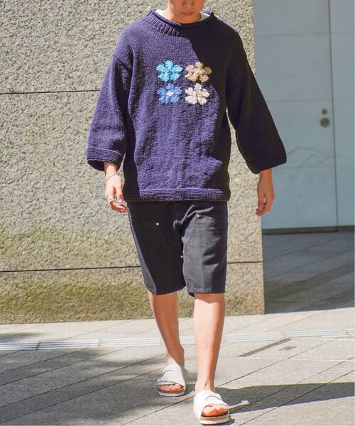 JOINT WORKS(ジョイントワークス)の「【MacMahon Knitting Mills / マクマホンニッティングミルズ】-4Flowers(ニット/セーター・メンズ・アイボリー/ブラック・FREE)」の5枚目の写真
