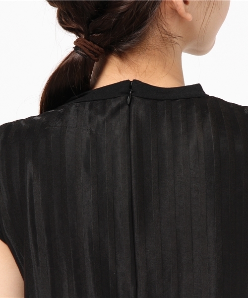 SENSE OF PLACE by URBAN RESEARCH（センスオブプレイスバイアーバンリサーチ）の「シアーストライプストレートワンピース（ワンピース・レディース・ホワイト/ブラック・FREE）」の6枚目の写真