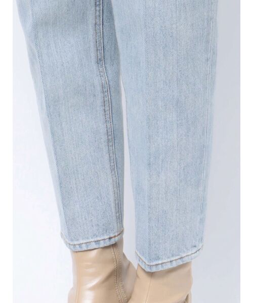LAGUNAMOON(ラグナムーン)の「ウエストアシンメトリーデニムパンツ(デニムパンツ・レディース・ライトブルー/インディゴブルー・SMALL/MEDIUM)」の8枚目の写真
