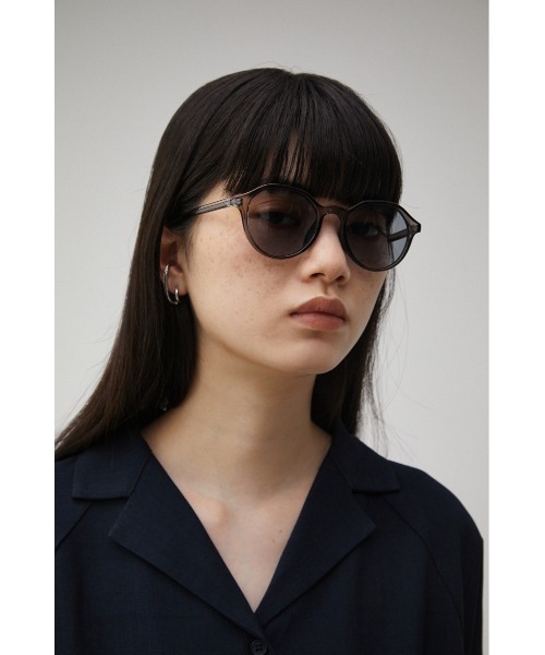 AZUL by moussy（アズールバイマウジー）の「POLYGON SHAPED EYEWEAR/ポリゴンシェイプアイウェア（サングラス・レディース・ブラック/ブラウン・FREE）」の11枚目の写真