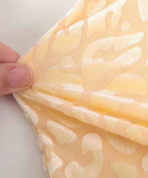 miette(ミエット)の「フロッキープリントシアーハイネックトップス(Tシャツ/カットソー・レディース・ブルー系その他/ベージュ系その他/ブラック系その他/イエロー系その他/ブラック・FREE)」の20枚目の写真