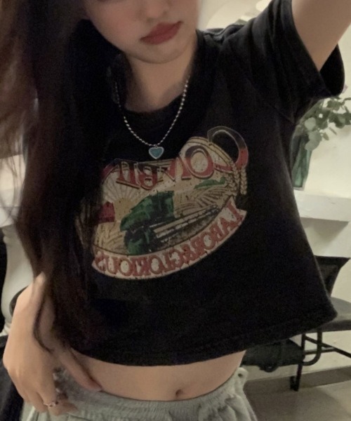 MASHIRO(マシロ)の「【MASHIRO】デザインショートTシャツcombine(Tシャツ/カットソー・レディース・ブラック・FREE)」の4枚目の写真