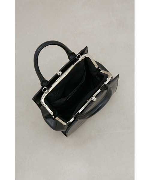 AZUL by moussy（アズールバイマウジー）の「メタルフレームバッグⅡ（ショルダーバッグ・レディース・ダークグリーン/ブラック/ライトベージュ/ホワイト系その他・FREE）」の7枚目の写真