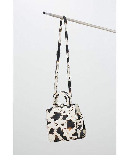 AZUL by moussy（アズールバイマウジー）の「メタルフレームバッグⅡ（ショルダーバッグ・レディース・ダークグリーン/ブラック/ライトベージュ/ホワイト系その他・FREE）」の10枚目の写真