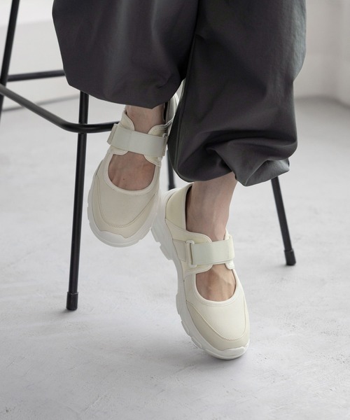 LEPSIM（レプシィム）の「ストラップ厚底スニーカー　966658（スニーカー・レディース・ブラック×ホワイト/オフホワイト/ブラック×ブラック・MEDIUM/LARGE）」の6枚目の写真