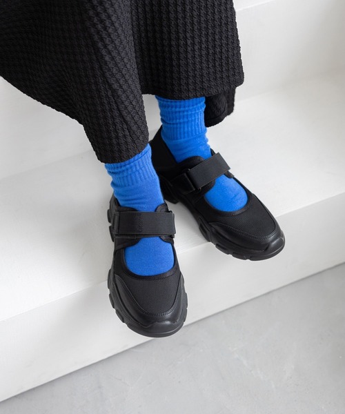 LEPSIM（レプシィム）の「ストラップ厚底スニーカー　966658（スニーカー・レディース・ブラック×ホワイト/オフホワイト/ブラック×ブラック・MEDIUM/LARGE）」の10枚目の写真