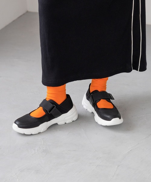 LEPSIM（レプシィム）の「ストラップ厚底スニーカー　966658（スニーカー・レディース・ブラック×ホワイト/オフホワイト/ブラック×ブラック・MEDIUM/LARGE）」の16枚目の写真