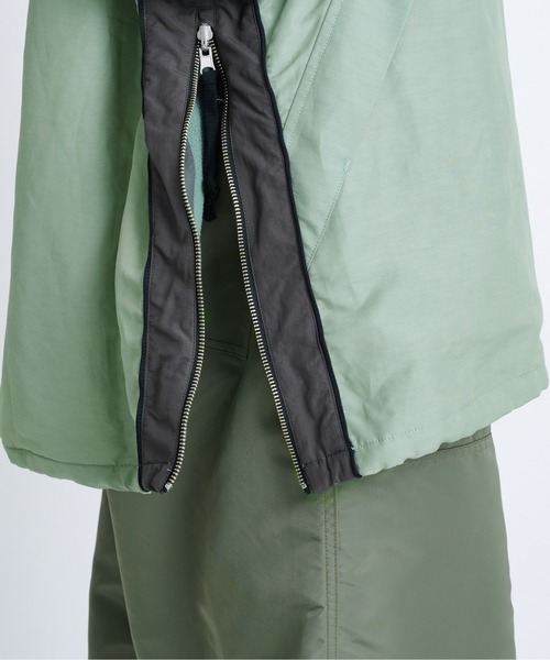 ANEI(アーネイ)の「【ANEI】RUDI ANORAK THERMAL(ミリタリージャケット・メンズ・ブラック/セージグリーン・2/3)」の6枚目の写真