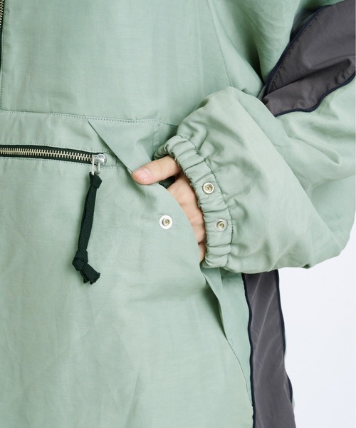 ANEI(アーネイ)の「【ANEI】RUDI ANORAK THERMAL(ミリタリージャケット・メンズ・ブラック/セージグリーン・2/3)」の5枚目の写真