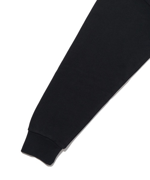 Levi's(リーバイス)の「Levi's/リーバイス クルーネックスウェットシャツ ブラック HITS(スウェット・レディース・ブラック・S/M/XS)」の10枚目の写真