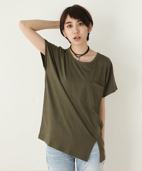 MOUSSY（マウジー）の「FRONT SLIT DOLMAN TEE J（Tシャツ/カットソー・レディース・ホワイト/ライトブラウン/カーキ系・FREE）」の3枚目の写真