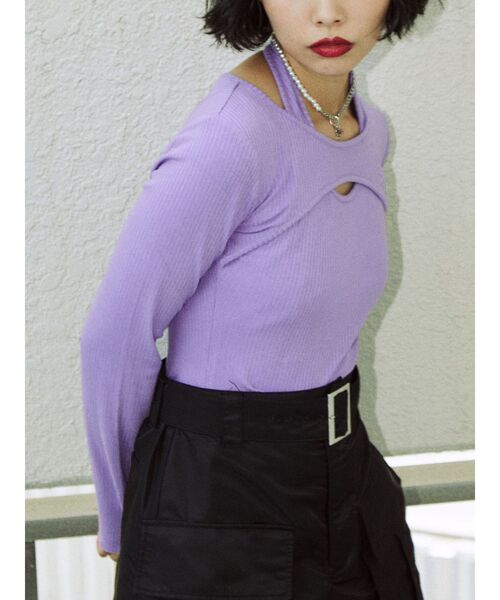 jouetie（ジュエティ）の「カットアウトフィットトップス【Uネック/レイヤード】（Tシャツ/カットソー・レディース・ブラック/オフホワイト/パープル・MEDIUM）」の20枚目の写真