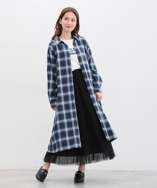 Honeys（ハニーズ）の「チェックシャツワンピース（シャツワンピース・レディース・ブルー系その他/ネイビー系/ブラック系その他/ベージュ系その他・M/LL/L）」の7枚目の写真