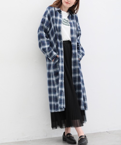 Honeys（ハニーズ）の「チェックシャツワンピース（シャツワンピース・レディース・ブルー系その他/ネイビー系/ブラック系その他/ベージュ系その他・M/LL/L）」の9枚目の写真