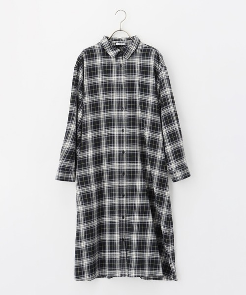 Honeys（ハニーズ）の「チェックシャツワンピース（シャツワンピース・レディース・ブルー系その他/ネイビー系/ブラック系その他/ベージュ系その他・M/LL/L）」の17枚目の写真