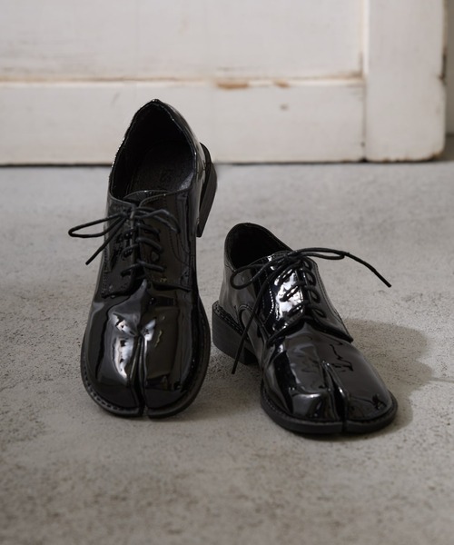 Birthday room（バースデイルーム）の「足袋ドレスシューズ（ドレスシューズ・レディース・ブラック/ゴールド/シルバー・MEDIUM/LARGE）」の2枚目の写真
