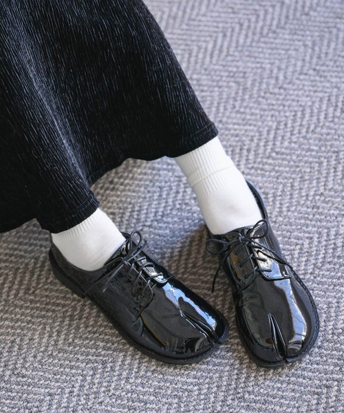 Birthday room（バースデイルーム）の「足袋ドレスシューズ（ドレスシューズ・レディース・ブラック/ゴールド/シルバー・MEDIUM/LARGE）」の4枚目の写真