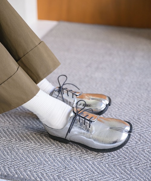Birthday room（バースデイルーム）の「足袋ドレスシューズ（ドレスシューズ・レディース・ブラック/ゴールド/シルバー・MEDIUM/LARGE）」の8枚目の写真