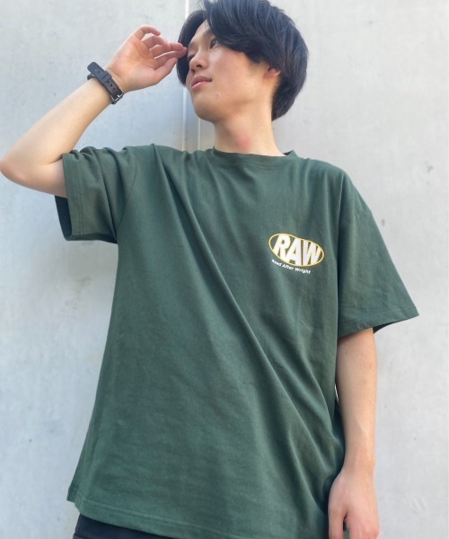 tolene(トレネ)の「RAW プリントTee(Tシャツ/カットソー・メンズ・グリーン/パープル/ホワイト・X-LARGE/LARGE/MEDIUM)」の2枚目の写真
