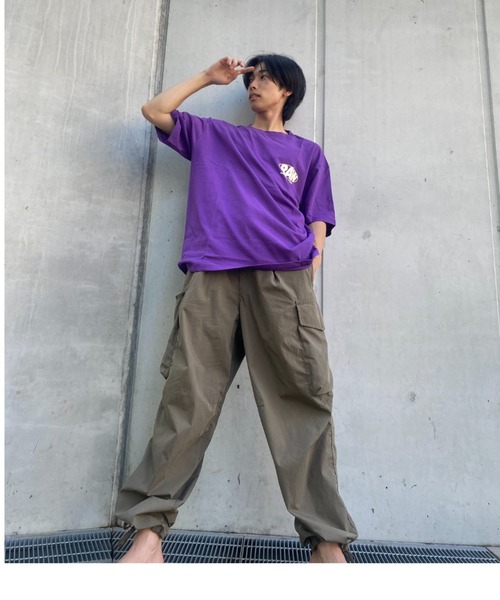 tolene(トレネ)の「RAW プリントTee(Tシャツ/カットソー・メンズ・グリーン/パープル/ホワイト・X-LARGE/LARGE/MEDIUM)」の12枚目の写真