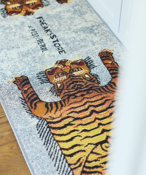 POST GENERAL（ポストジェネラル）の「POST GENERAL/ポストジェネラル 別注 TO-GO MAT LONG / トゥーゴーマット ロング（ラグ/マット・メンズ・ブラック/オレンジ/ホワイト/グレー・ONE SIZE）」の6枚目の写真