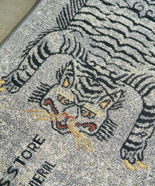 POST GENERAL（ポストジェネラル）の「POST GENERAL/ポストジェネラル 別注 TO-GO MAT LONG / トゥーゴーマット ロング（ラグ/マット・メンズ・ブラック/オレンジ/ホワイト/グレー・ONE SIZE）」の19枚目の写真