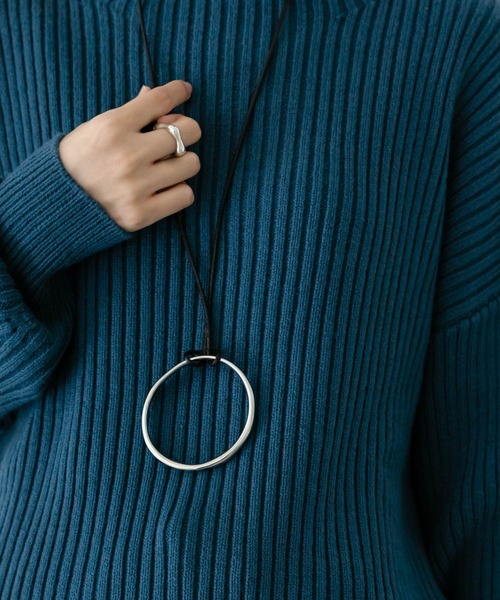 URBAN RESEARCH(アーバンリサーチ)の「バングルパーツネックレス(ネックレス・レディース・ゴールド/シルバー・-)」の5枚目の写真