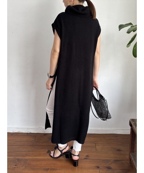 Day and Grade（デイアンドグレイド）の「【大胆タートルネック大胆スリット】ノースリーブ ロングニットチュニック / サイドスリット レイヤード（ニット/セーター・レディース・キャメル/ブラック・FREE）」の15枚目の写真