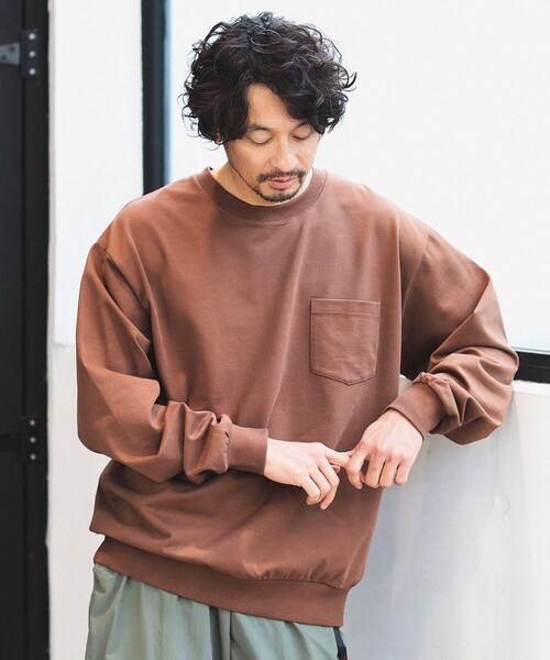 B:MING by BEAMS（ビーミングバイビームス）の「スーパーヘビーウエイト クルーネック カットソー（Tシャツ/カットソー・メンズ・ネイビー/オフホワイト/ブラック/ブラウン/オリーブ・LARGE/MEDIUM/X-LARGE/SMALL）」の4枚目の写真