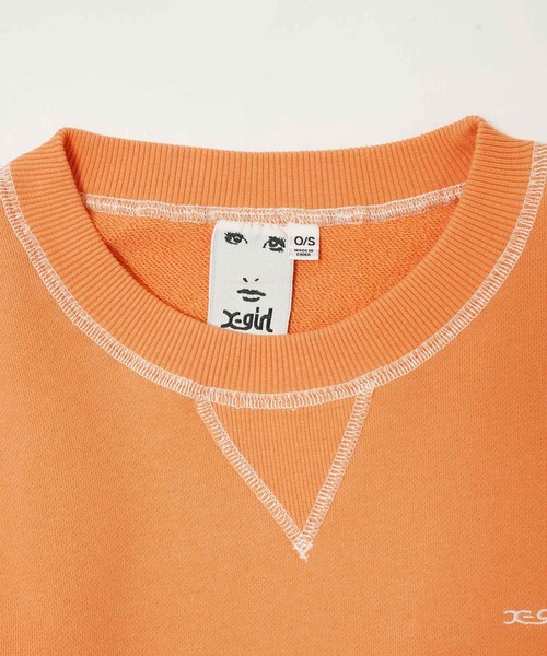 X-girl（エックスガール）の「CROPPED SWEAT VEST（ベスト・レディース・チャコール/オレンジ/ベージュ・ONE SIZE）」の5枚目の写真