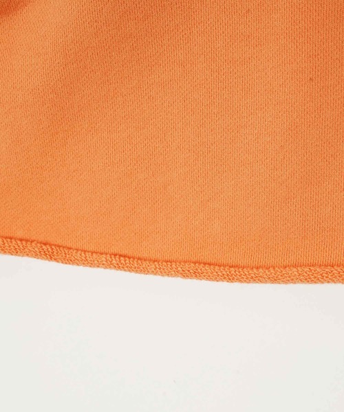 X-girl（エックスガール）の「CROPPED SWEAT VEST（ベスト・レディース・チャコール/オレンジ/ベージュ・ONE SIZE）」の7枚目の写真