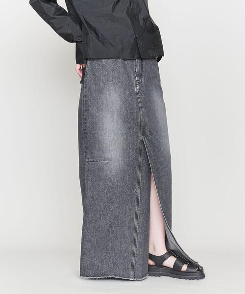 ASTRAET（アストラット）の「＜ASTRAET＞スリット マーメイド ブラックデニムスカート（デニムスカート・レディース・ブラック・2/0/1）」の2枚目の写真