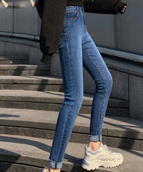 COCOMOMO(ココモモ)の「ストレッチデニム スキニーパンツ(デニムパンツ・レディース・ブルー/ブラック/ダークグレー・M/L/S/XL)」の9枚目の写真