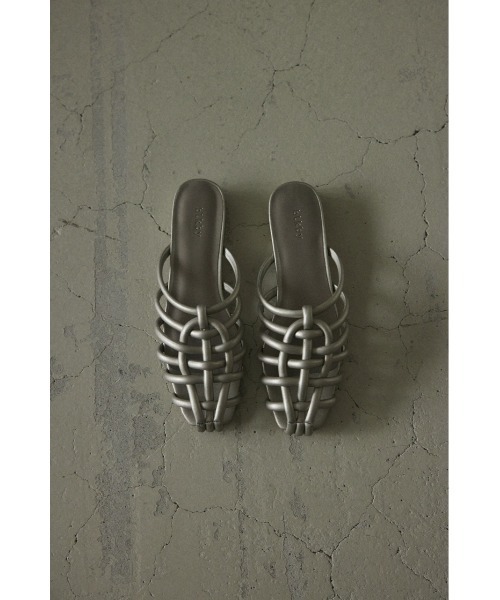 BLACK BY MOUSSY（ブラックバイマウジー）の「knitting sandal(ニッティングサンダル)（サンダル・レディース・シルバー/ブラック/レッド・37/38/36）」の3枚目の写真