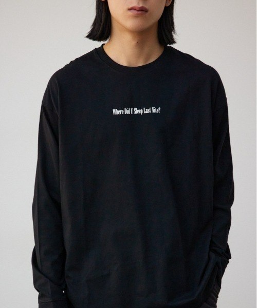 AZUL by moussy(アズールバイマウジー)の「ワンポイントロゴロンT(Tシャツ/カットソー・メンズ・ブラック/ホワイト・MEDIUM/LARGE)」の1枚目の写真