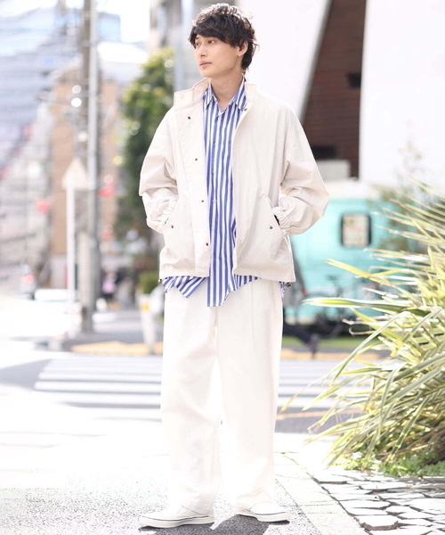 a.v.v(アーヴェヴェ)の「【美シルエット】ワイドシルエットショートモッズブルゾン(モッズコート・メンズ・カーキ/アイボリー・48/46)」の13枚目の写真