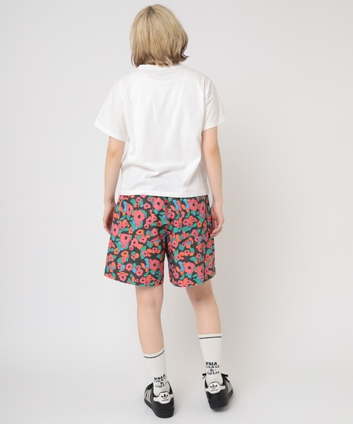 RNA(アールエヌエー)の「M2193 モンスターコンパクトTシャツ(Tシャツ/カットソー・レディース・チャコール/ホワイト/ライトブルー・MEDIUM)」の12枚目の写真