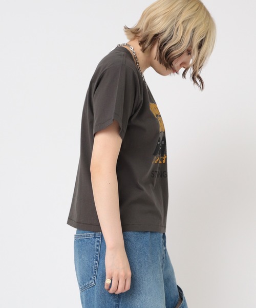 RNA(アールエヌエー)の「M2193 モンスターコンパクトTシャツ(Tシャツ/カットソー・レディース・チャコール/ホワイト/ライトブルー・MEDIUM)」の17枚目の写真