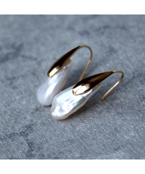 tone(トーン)の「【Willija】金属アレルギー対応《uniQpearl》淡水パールのピアス(MA)(ピアス(両耳用)・レディース・ゴールド/シルバー/シルバー系2/シルバー系4/シルバー系3・FREE)」の5枚目の写真