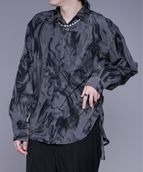 Ellno Loset(エルノロゼット)の「サイドシャーリングシャツ(シャツ/ブラウス・メンズ・ブラック系その他/オフホワイト/ブルーグレー・LARGE/MEDIUM/SMALL)」の18枚目の写真
