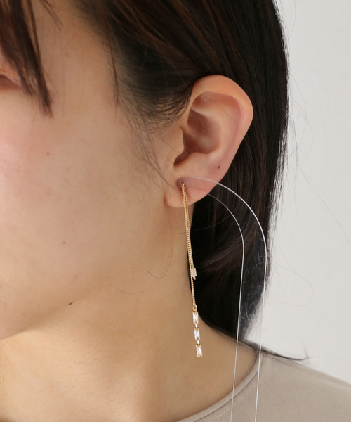 La TOTALITE(ラトータリテ)の「【Ettika/エティカ】crystal baguette earrings(ピアス(両耳用)・レディース・ゴールド・FREE)」の6枚目の写真
