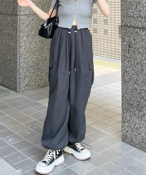 韓国ブランド Curvedカーゴフレアパンツ ブラック S〜XL その他ブランド(ソノタブランド) / AIR JORDAN/カーゴパンツ/XL